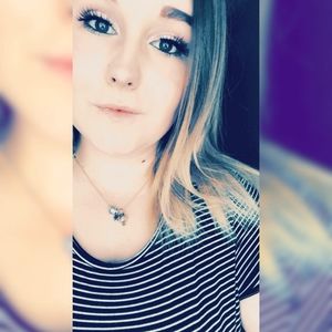 Meet your Posher, Kendra